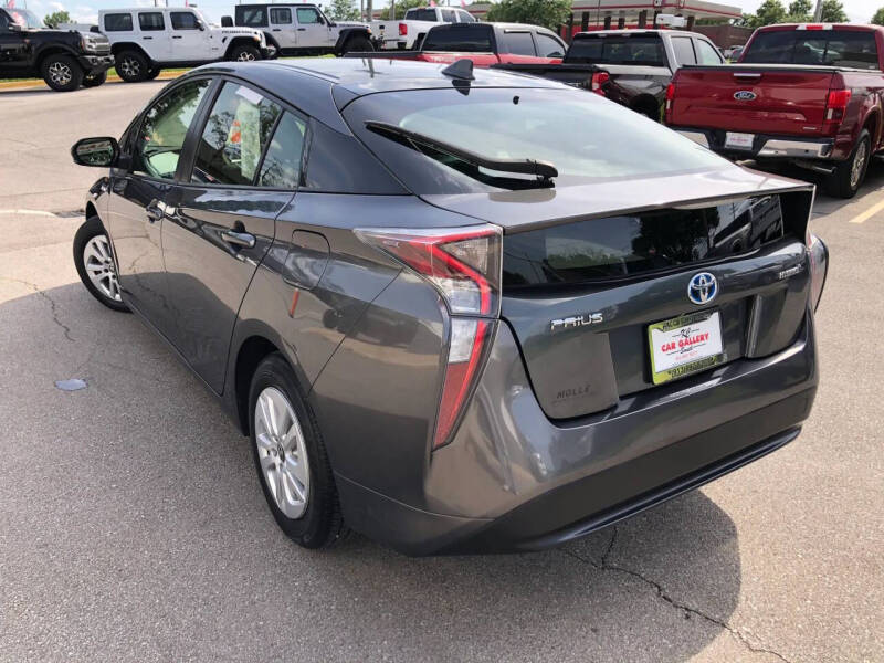 2016 Toyota Prius Two