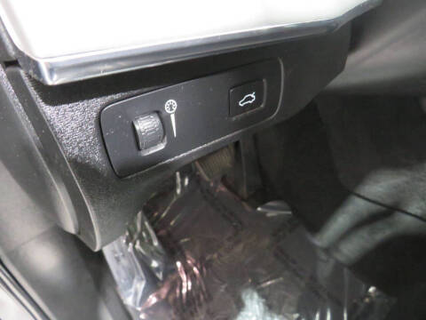 2022 Volvo XC90 T5 Momentum