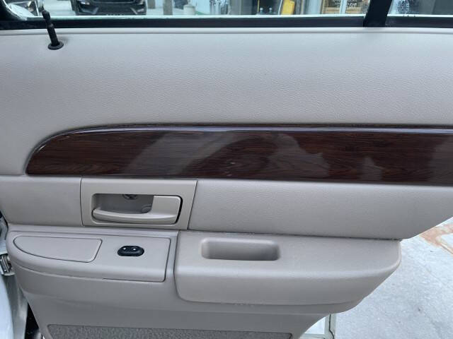 2003 Mercury Grand Marquis GS