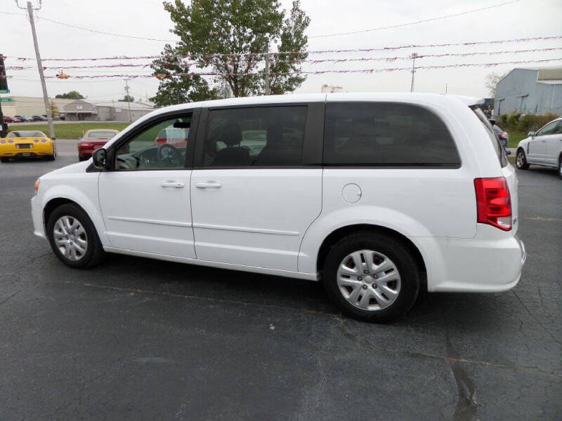 2017 Dodge Grand Caravan SE photo 17