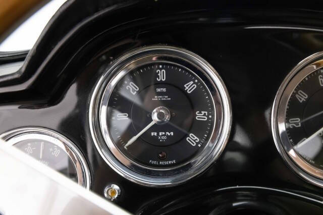 1957 Aston Martin DB 2/4 MKiii