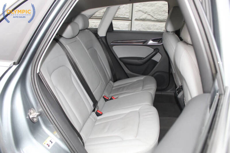 2016 Audi Q3 2.0T quattro Premium Plus