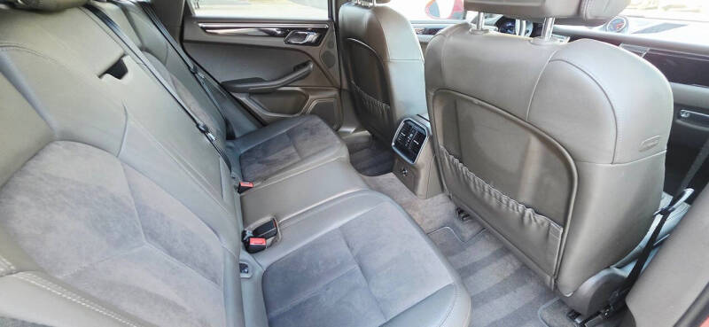 2016 Porsche Macan S