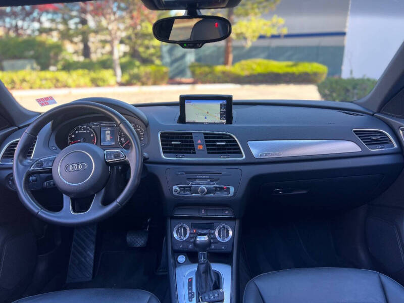 2015 Audi Q3 2.0T quattro Premium Plus