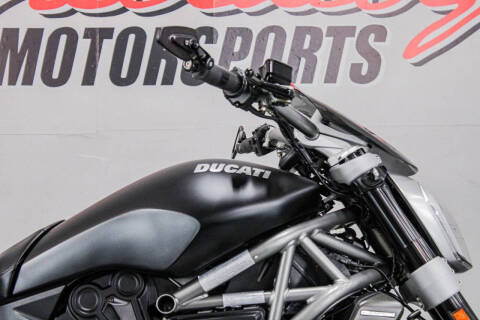 2016 Ducati Xdiavel S