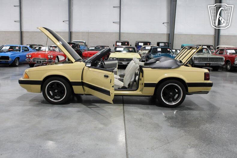 1987 Ford Mustang LX