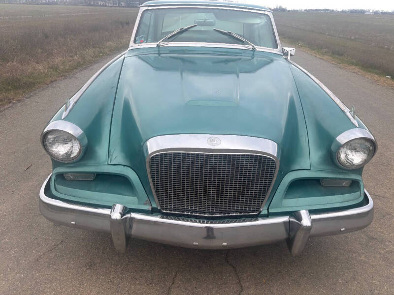 1962 Studebaker Golden Hawk