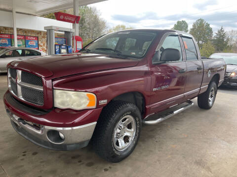 2003 Dodge Ram Pickup 1500 for sale at The Car Lot in Bessemer City NC