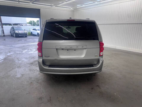 2016 Dodge Grand Caravan R/T