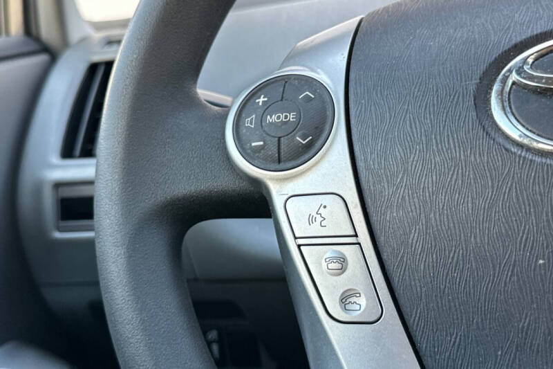 2014 Toyota Prius v