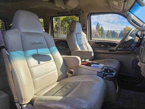 2004 Ford Excursion Limited