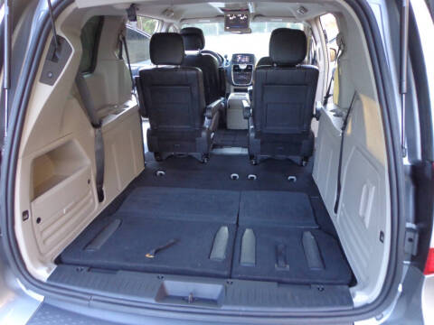 2014 Chrysler Town and Country Touring