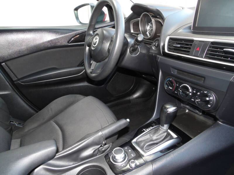 2015 Mazda MAZDA3 i Sport