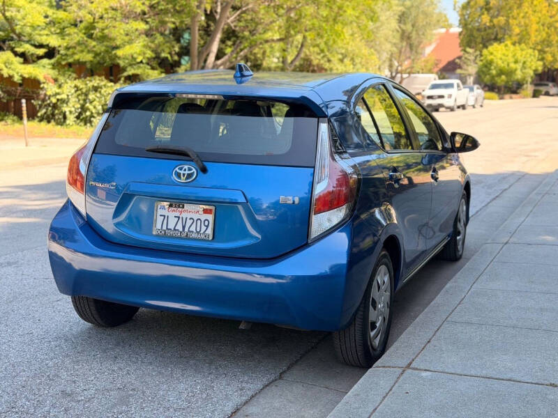 2015 Toyota Prius c Two