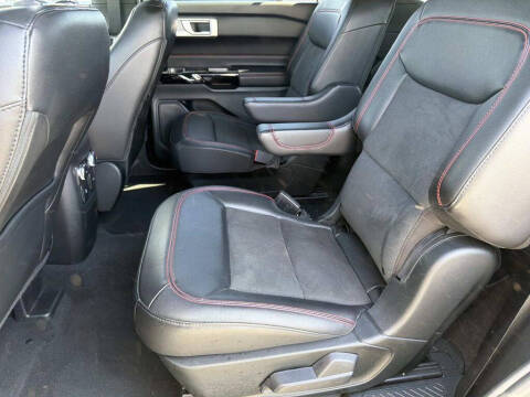 2022 Ford Explorer ST-Line