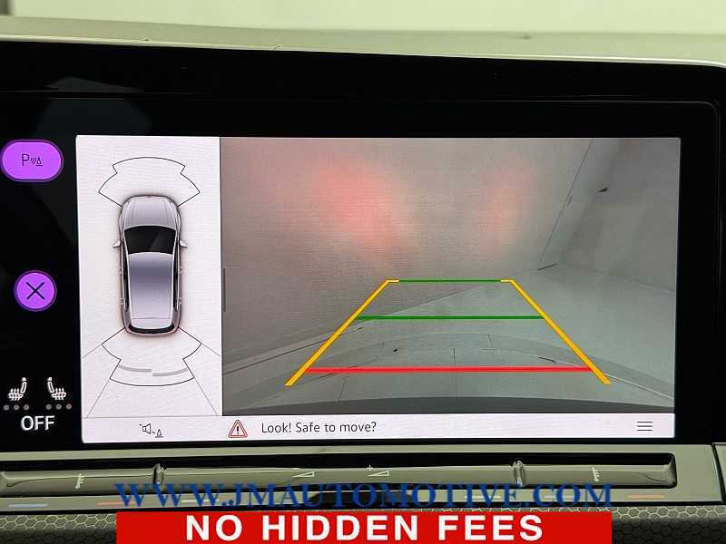 2022 Volkswagen Golf GTI SE