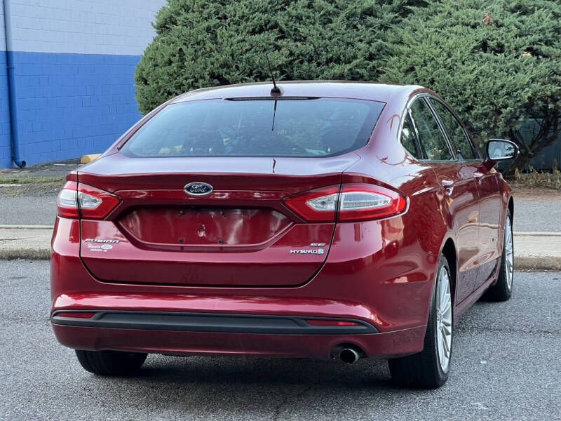 2014 Ford Fusion Hybrid SE