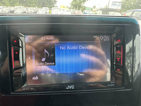 2013 Nissan Titan SV