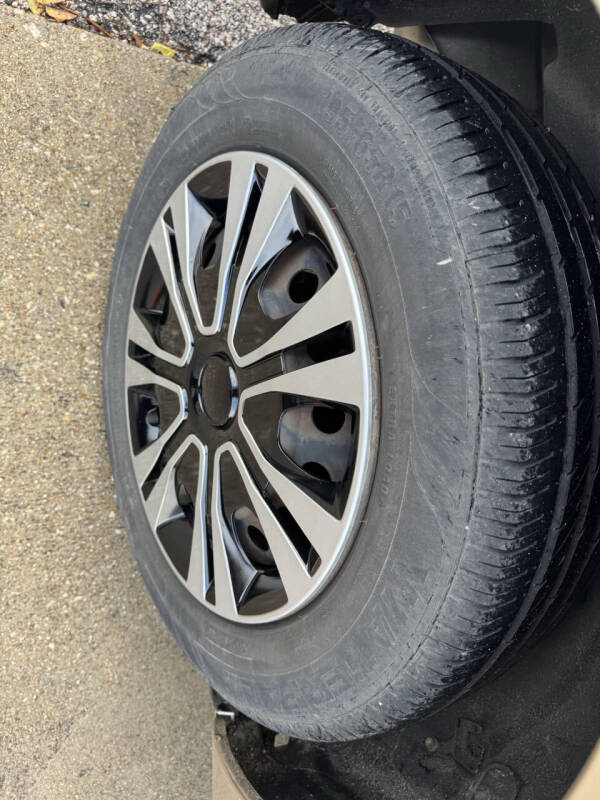 2005 Toyota Corolla LE