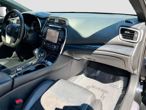 2022 Nissan Maxima 3.5 SR