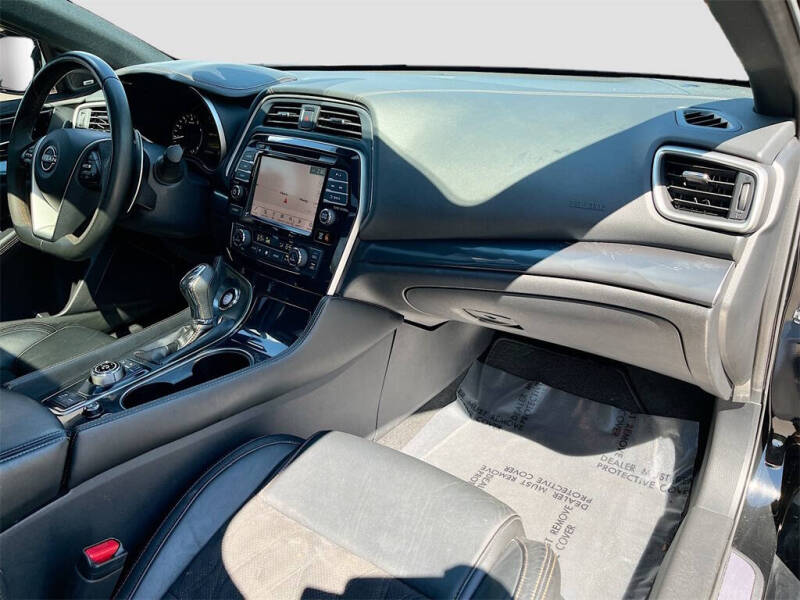 2022 Nissan Maxima 3.5 SR