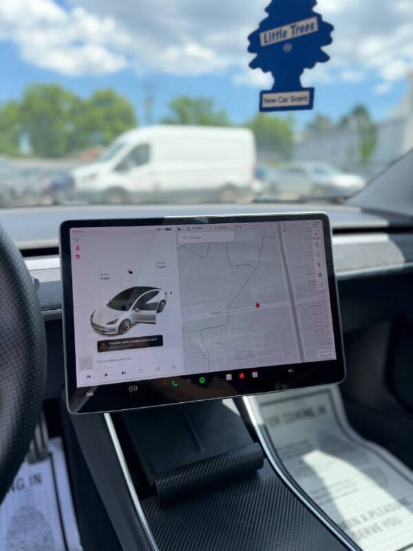2020 Tesla Model 3 Standard Range Plus