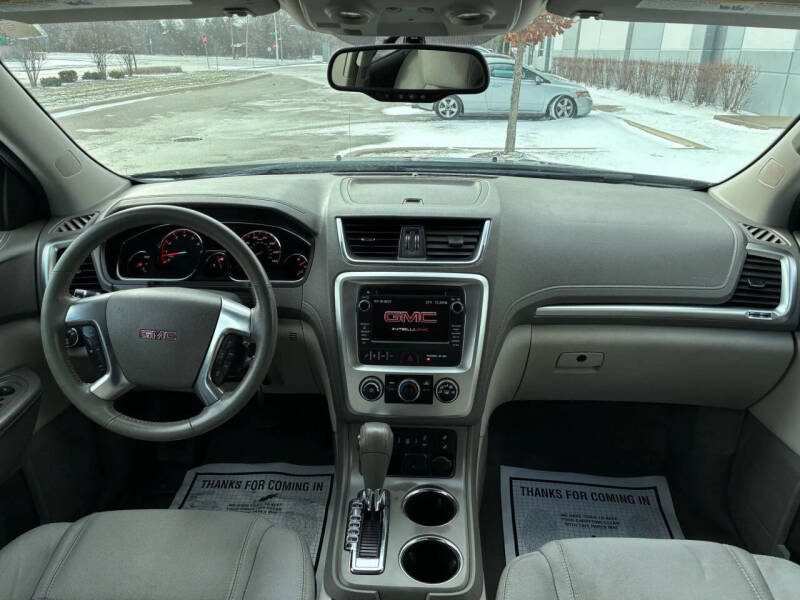 2015 GMC Acadia SLE-2