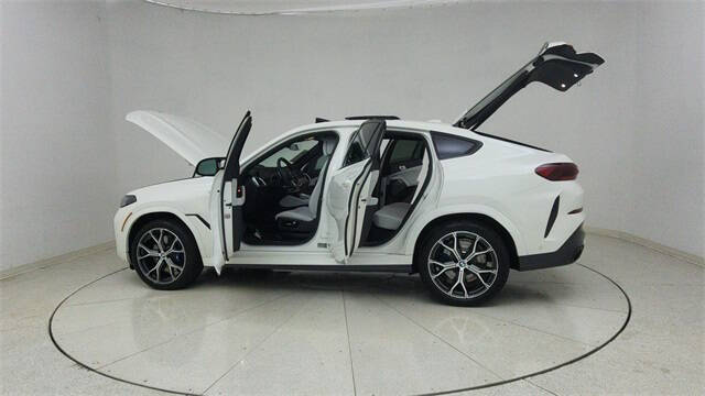 2026 BMW X6 M60i