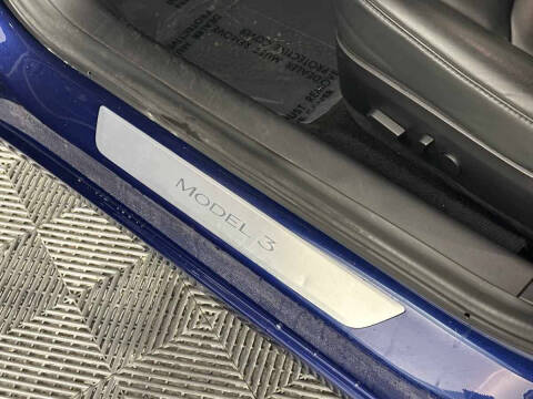 2019 Tesla Model 3 Standard Range Plus