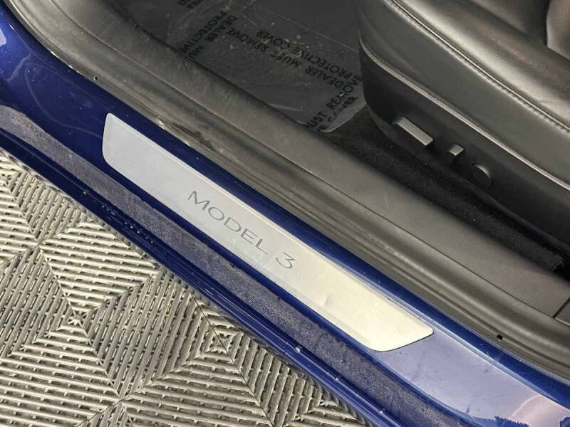 2019 Tesla Model 3 Standard Range Plus