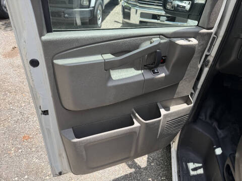 2016 Chevrolet Express 2500