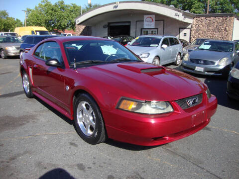2004 Ford Mustang