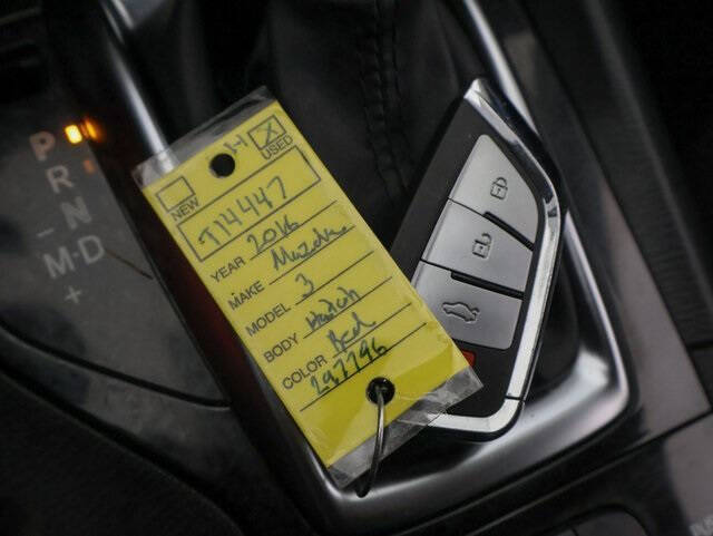 2016 Mazda MAZDA3 i Sport