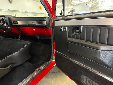 1987 Chevrolet R/V 10 Series V10 Silverado