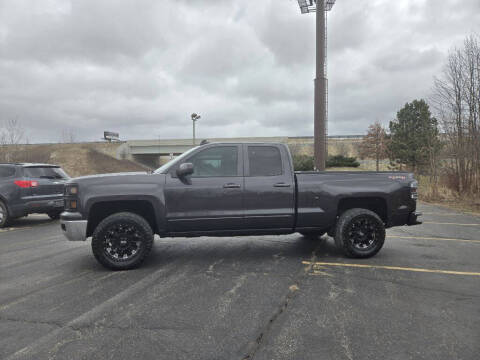 2015 Chevrolet Silverado 1500 for sale at Hilltop Auto in Clare MI