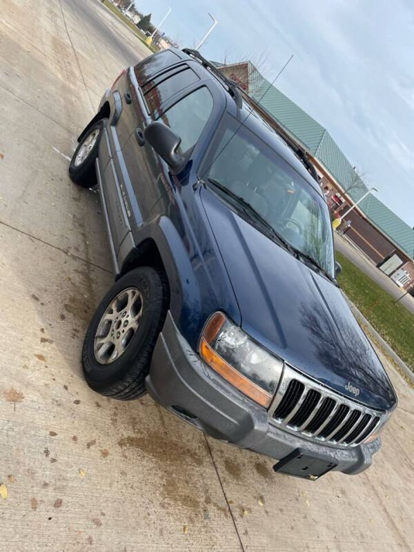 2000 Jeep Grand Cherokee for sale at United Motors in Saint Cloud MN