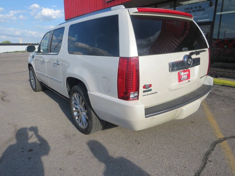 2011 Cadillac Escalade ESV Platinum Edition