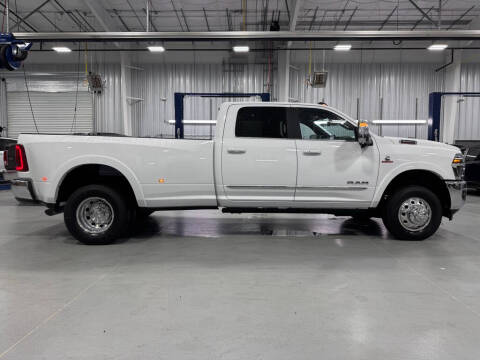 2025 RAM 3500 Limited