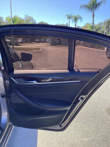 2017 BMW 5 Series 540i