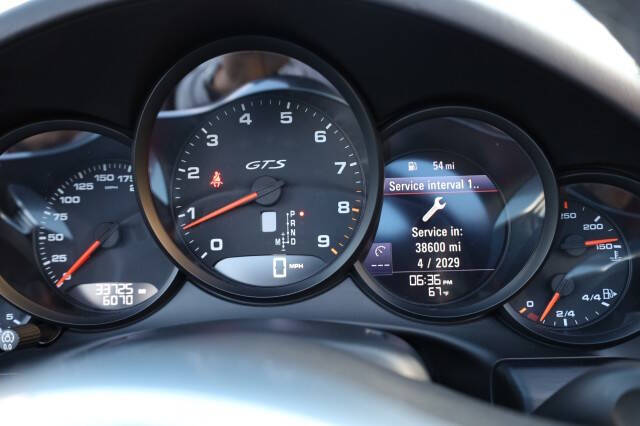 2015 Porsche 911 Carrera GTS