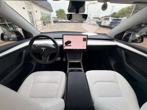 2023 Tesla Model Y Performance