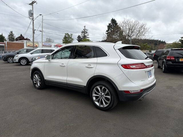 2017 Lincoln MKC Select