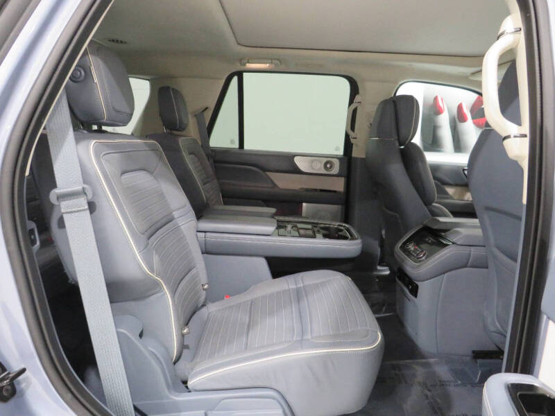2019 Lincoln Navigator Black Label
