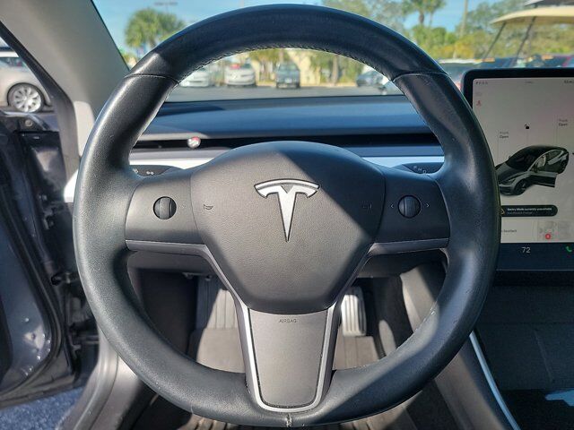 2019 Tesla Model 3 25