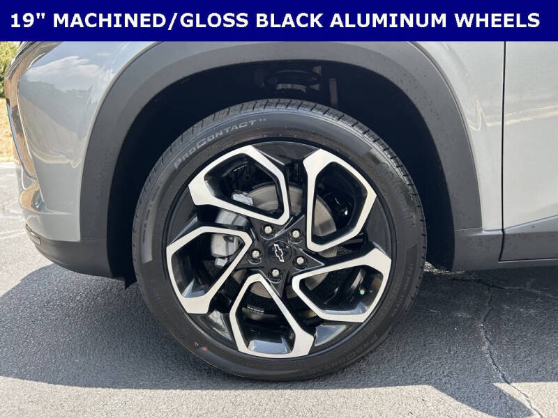 2025 Chevrolet Trax RS