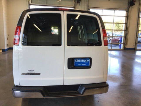 2023 Chevrolet Express 2500