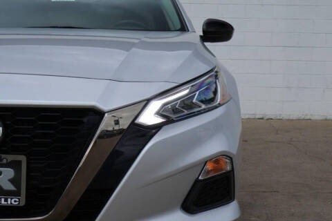 2022 Nissan Altima 2.5 SR