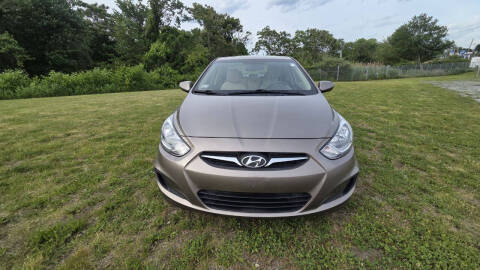 2013 Hyundai Accent GLS