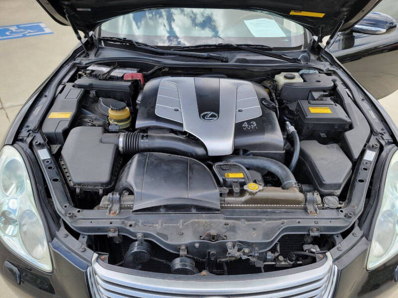 2003 Lexus SC 430
