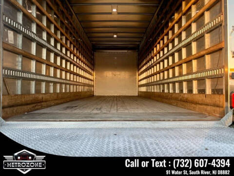 2019 Freightliner M2 106